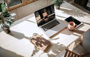 Freelance social media manager